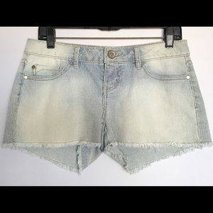 NWOT Inked & Faded Striped White Wash Frayed Hem Denim Jean Shorts Size 4 Petite
